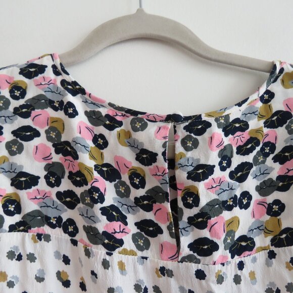 BODEN Hotchpotch Pintuck Shift Dress Floral Poppy Meadow Feminine Boho Size US 6 - Picture 12 of 15